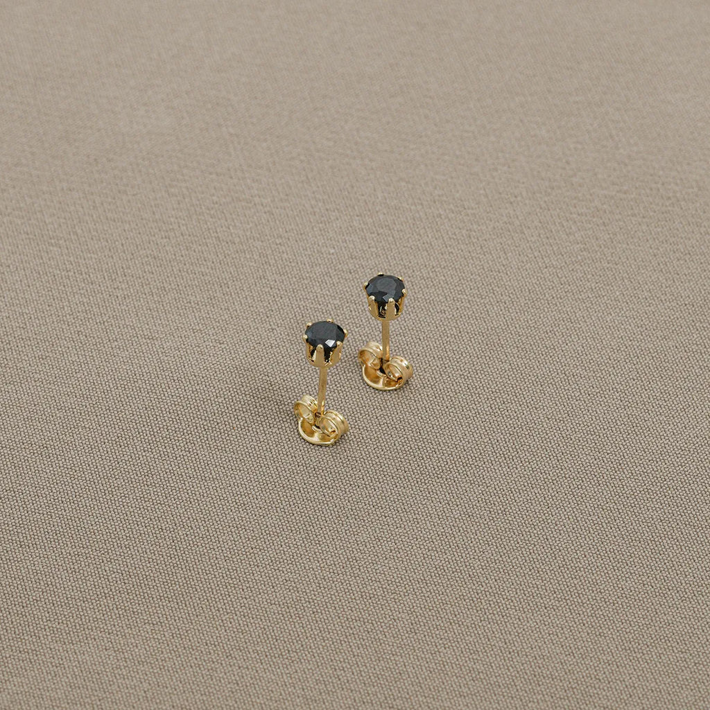 Topo En Oro Laminado 18K Circon Redondo Negro Para Caballero