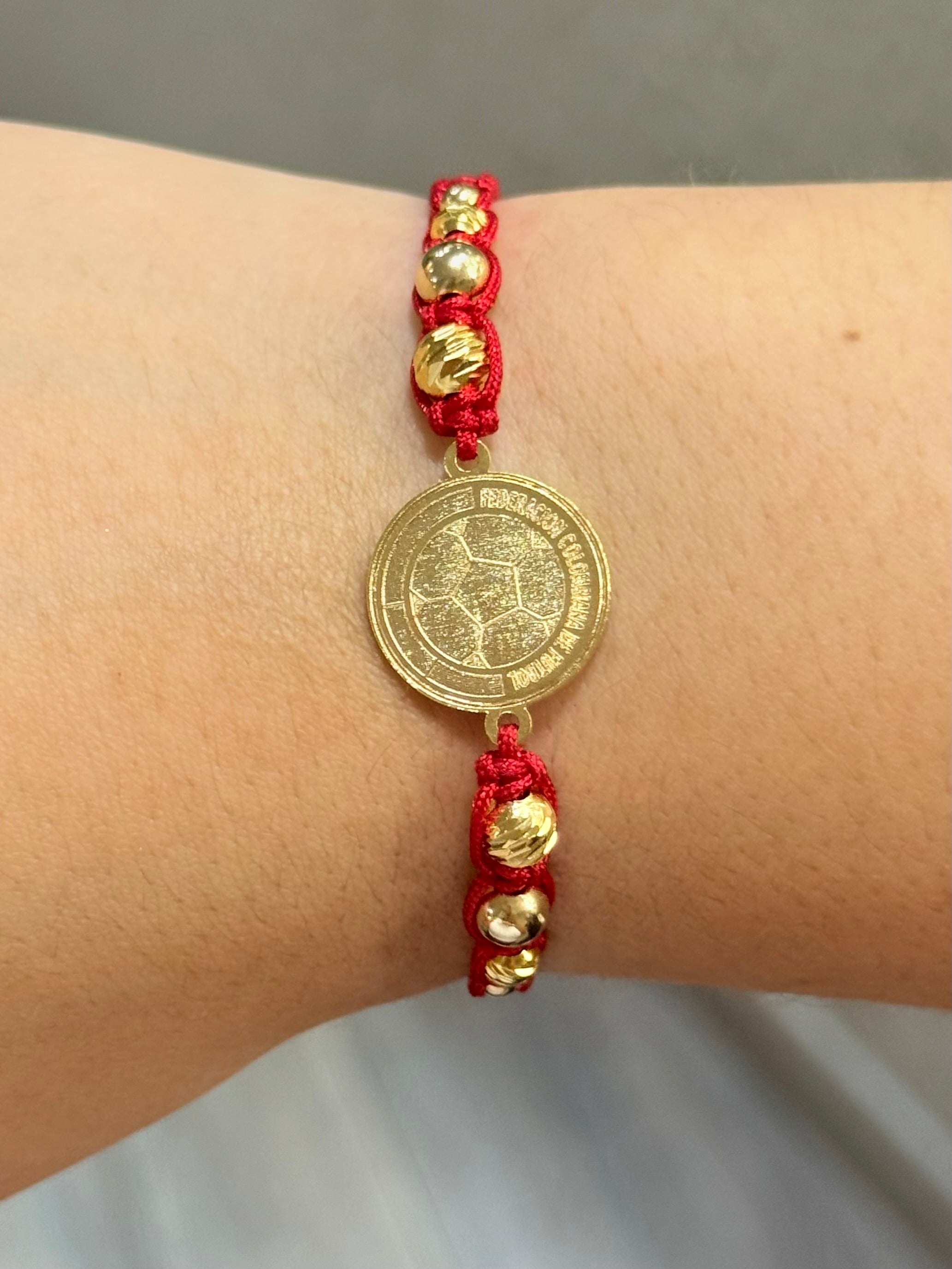 Pulsera artesanal herraje logo FCF