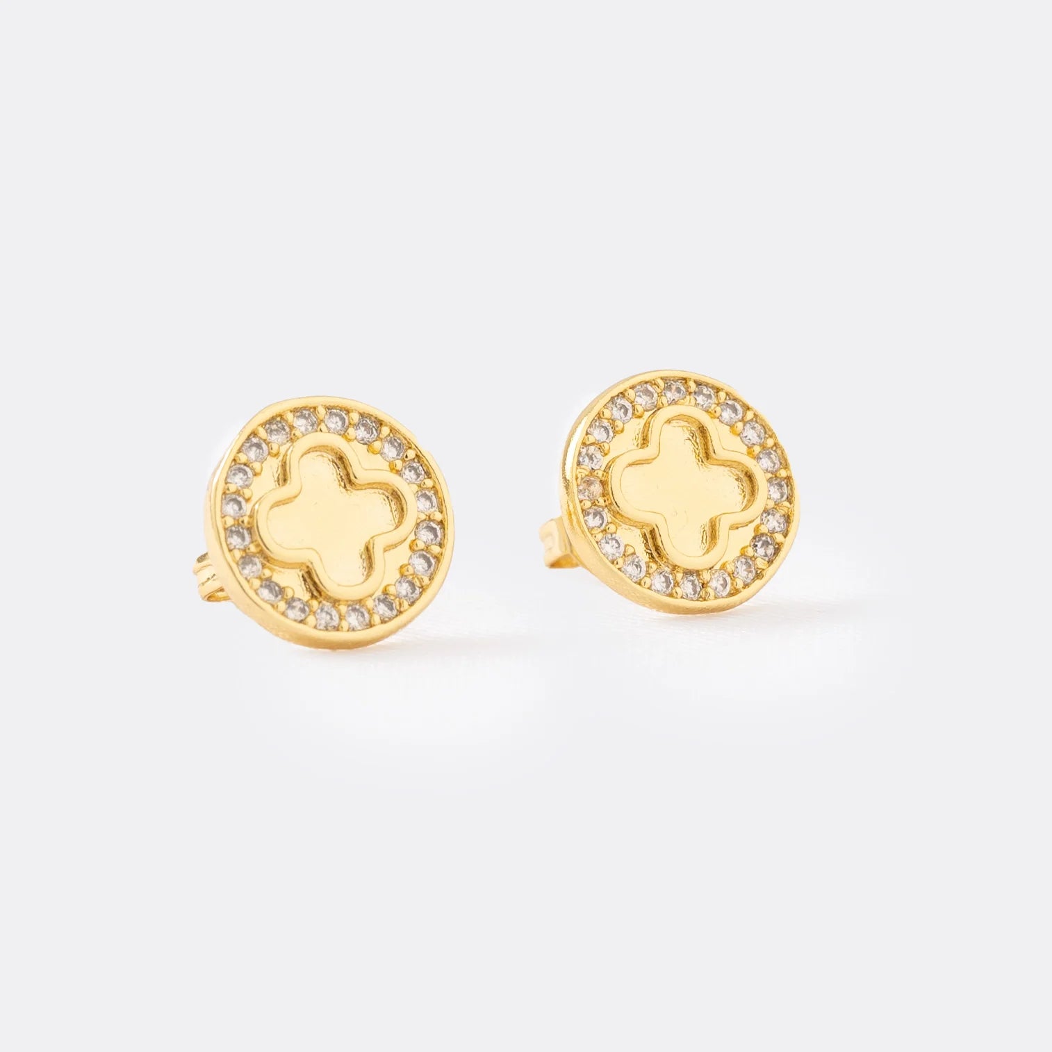 Arete clover circonias