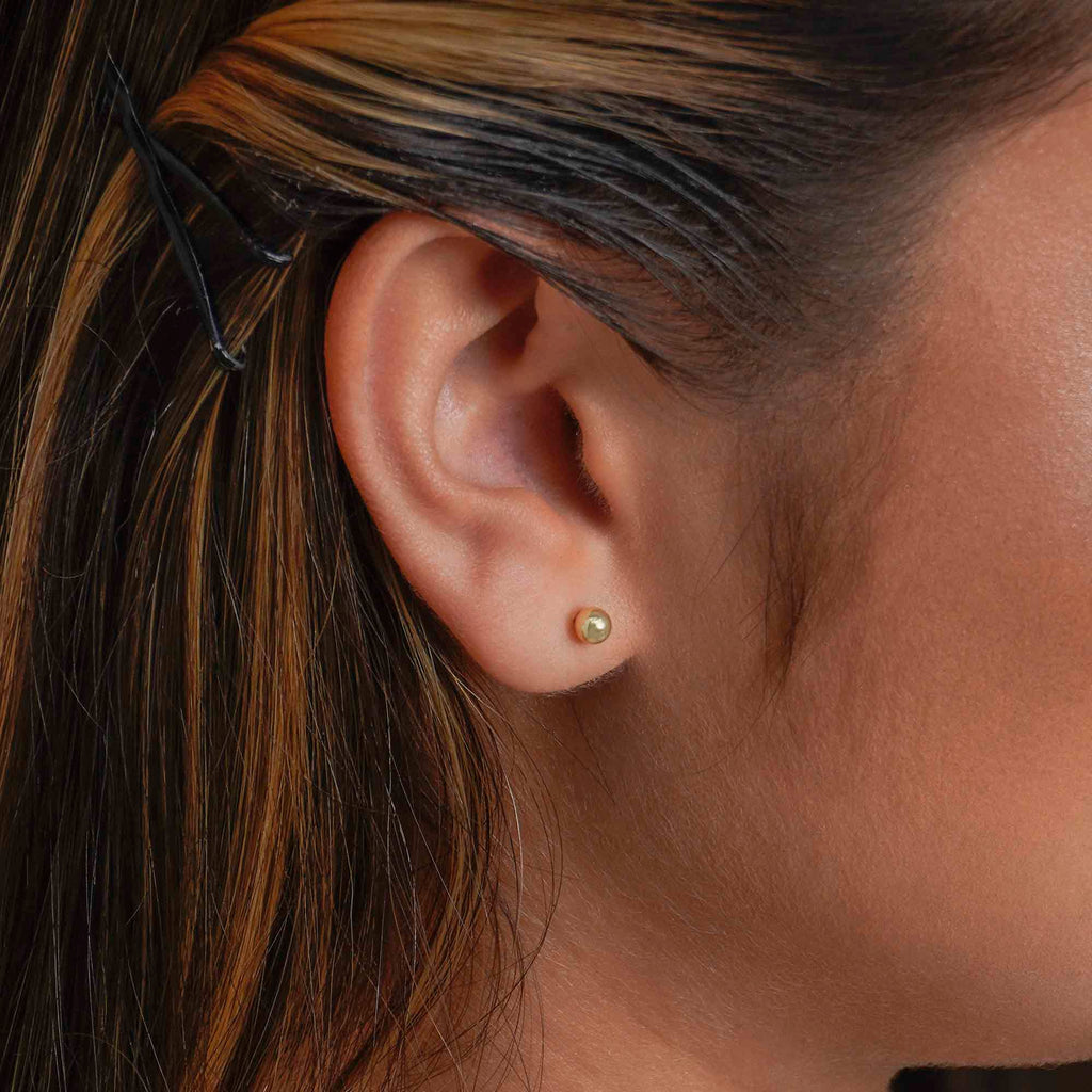 Topo En Oro Laminado 18K Balin 4mm Para Dama