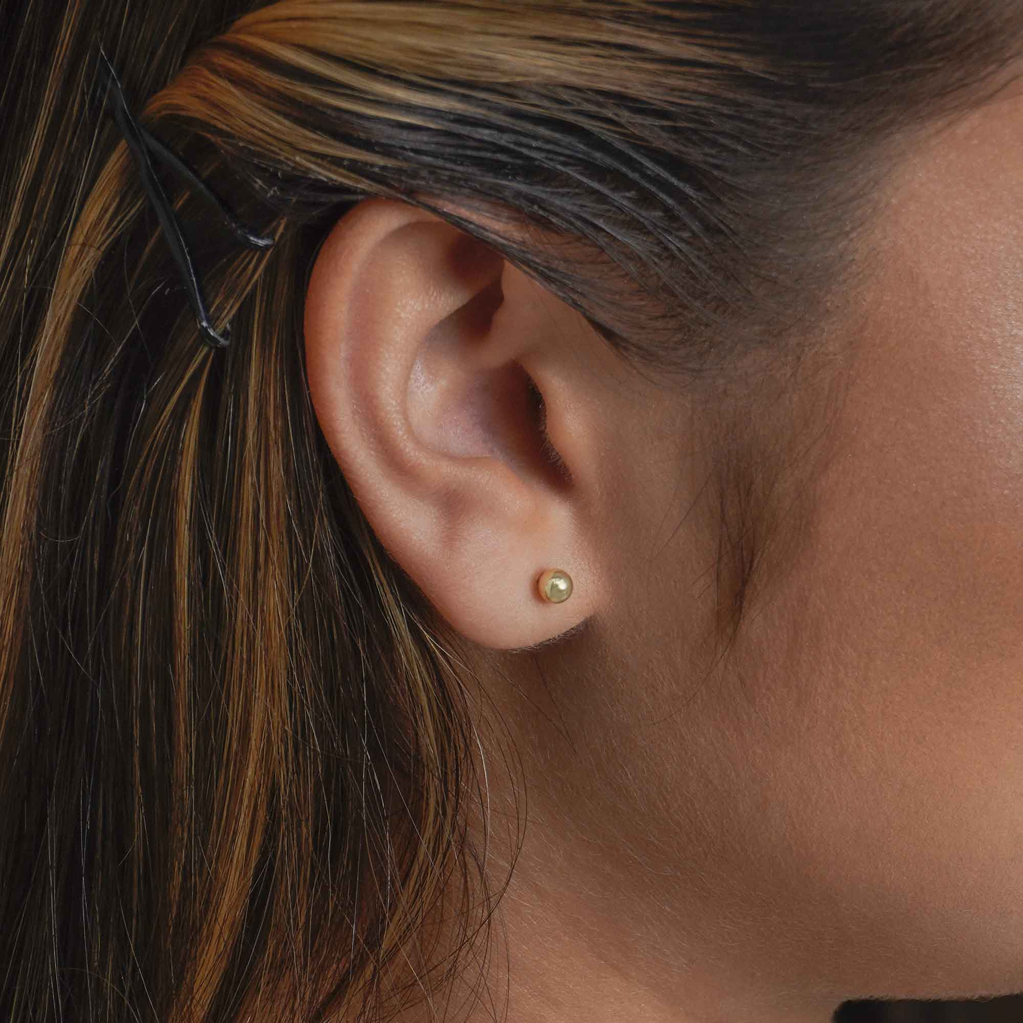 Topo En Oro Laminado 18K Balin 4mm Para Dama