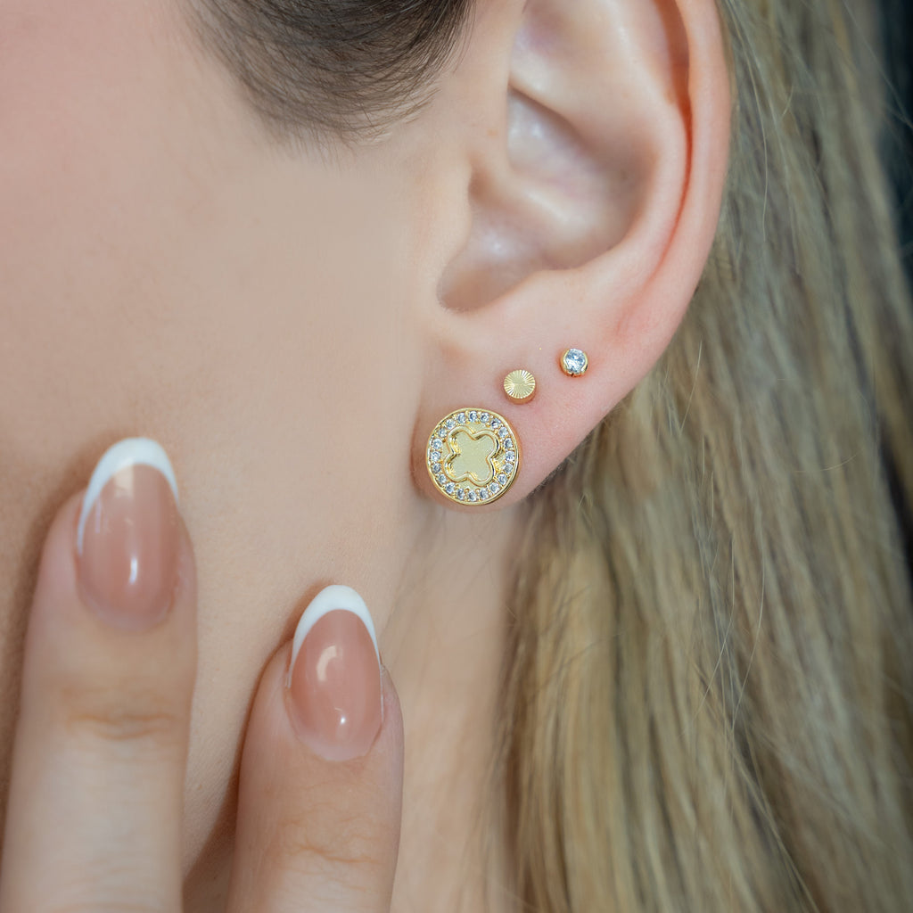 Arete clover circonias
