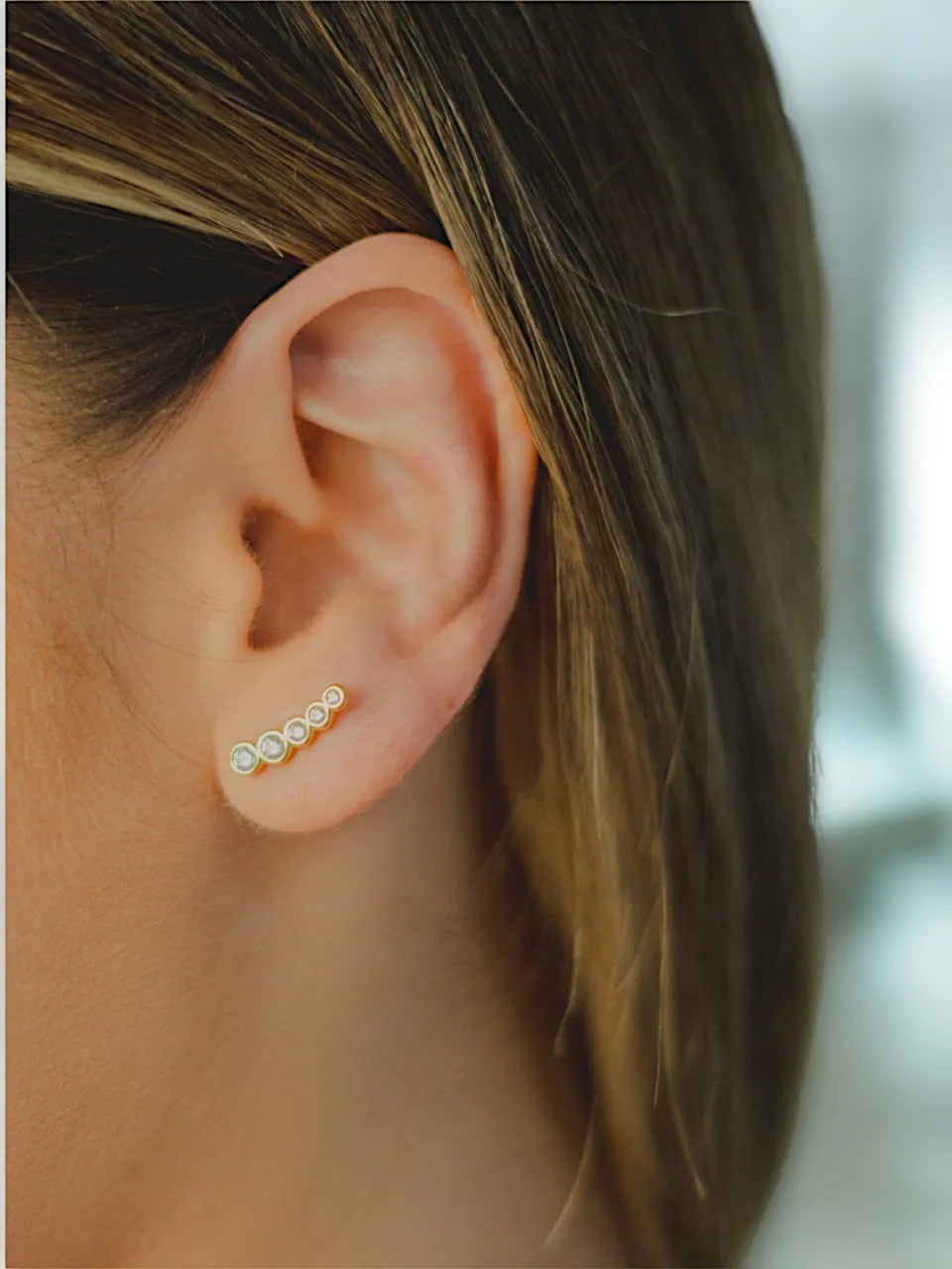 Topo En Oro Laminado 18K Scaler 5 Circonias Cristal Para Dama