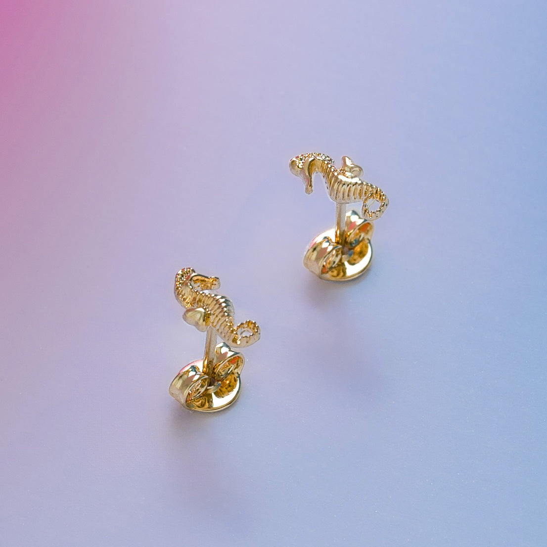 Topo En Oro Laminado 18K Caballito De Mar Para Dama