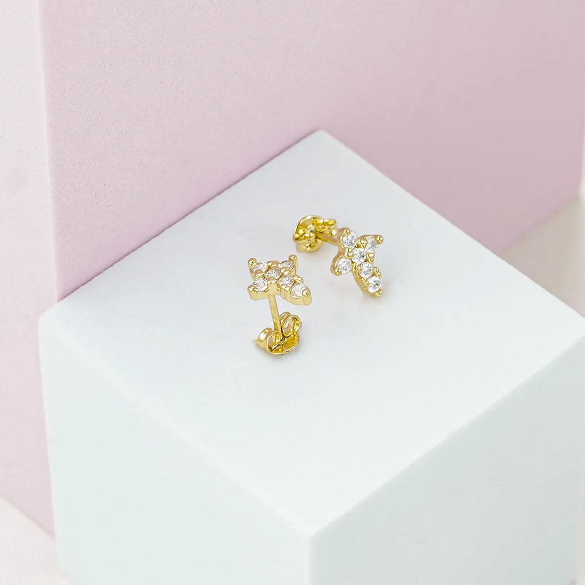 Topo En Oro Laminado 18K Cruz 6 Circonias Para Dama