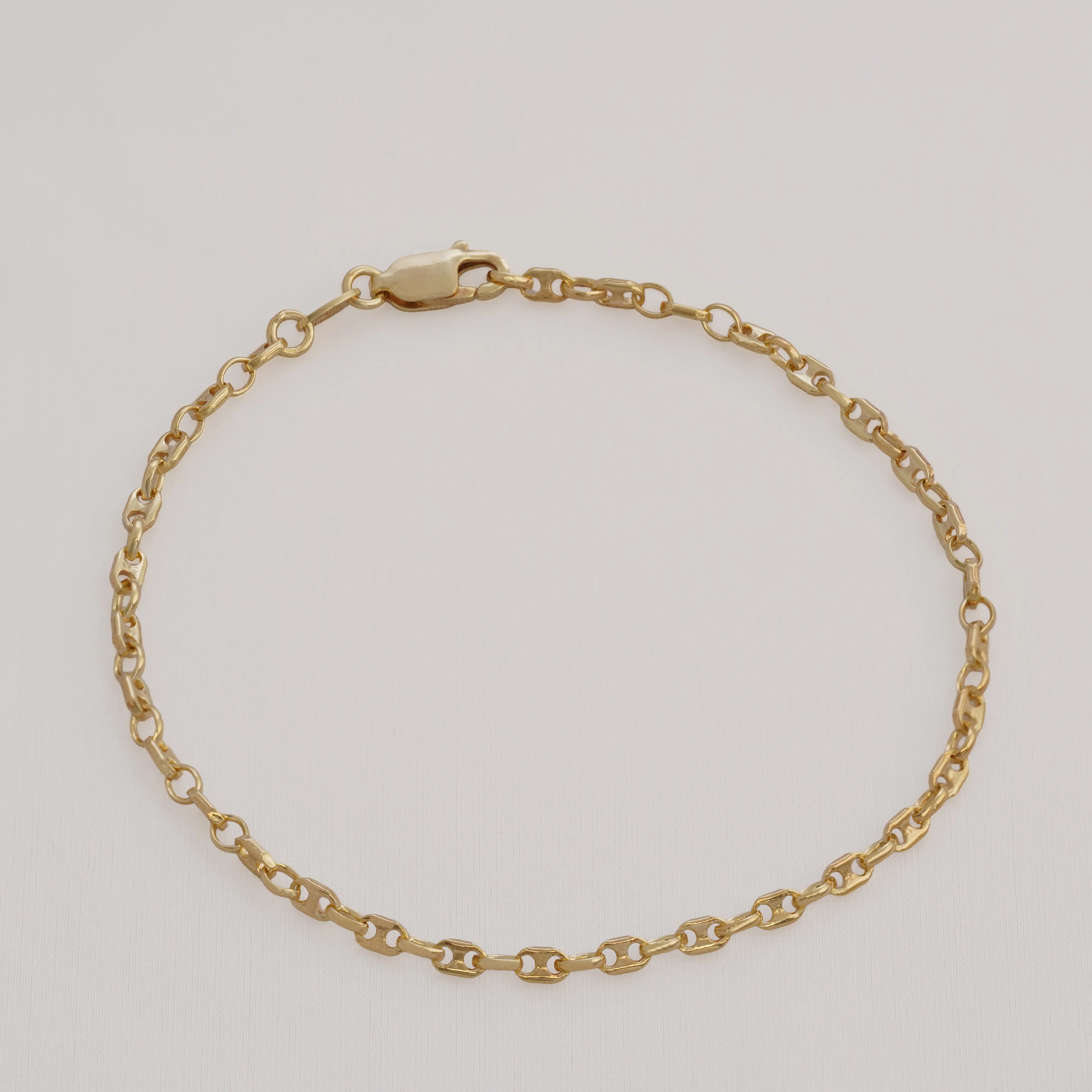 Pulsera En Oro Laminado 18K Eslabón IT Para Dama