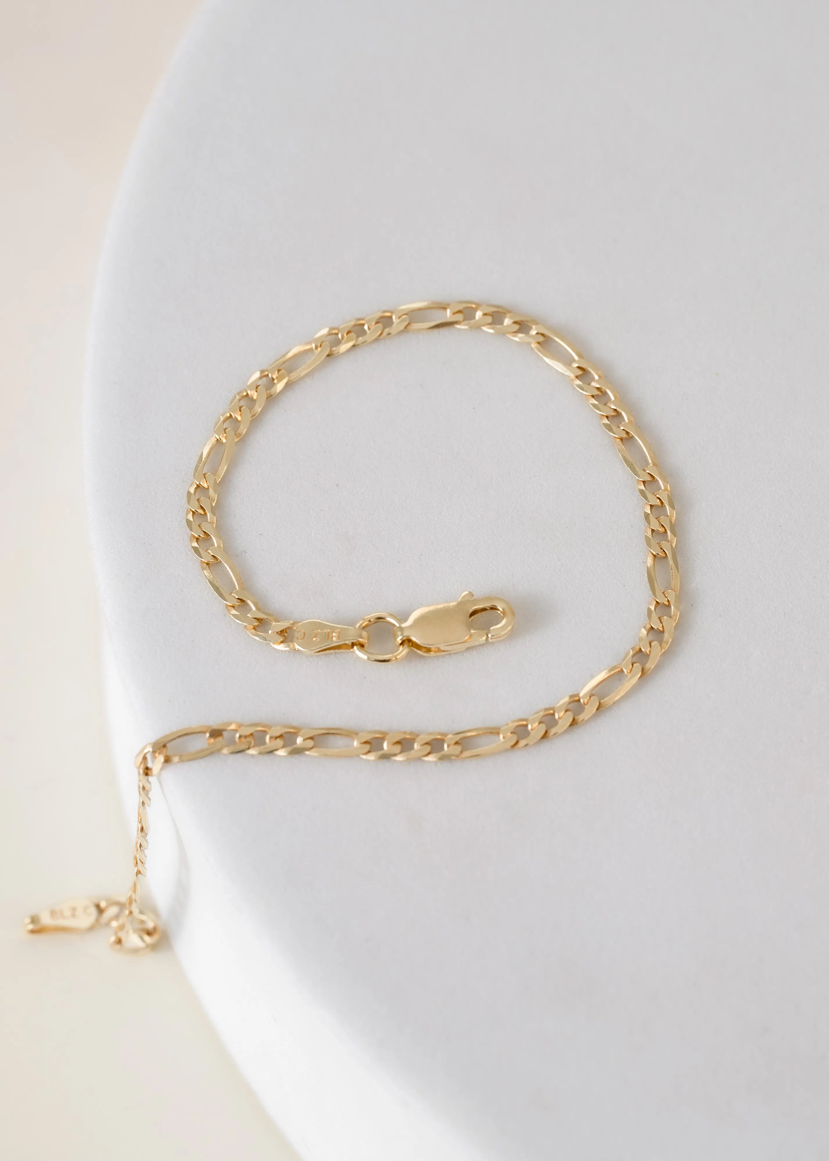 Pulsera En Oro Laminado 18K 3*1 IT Para Caballero