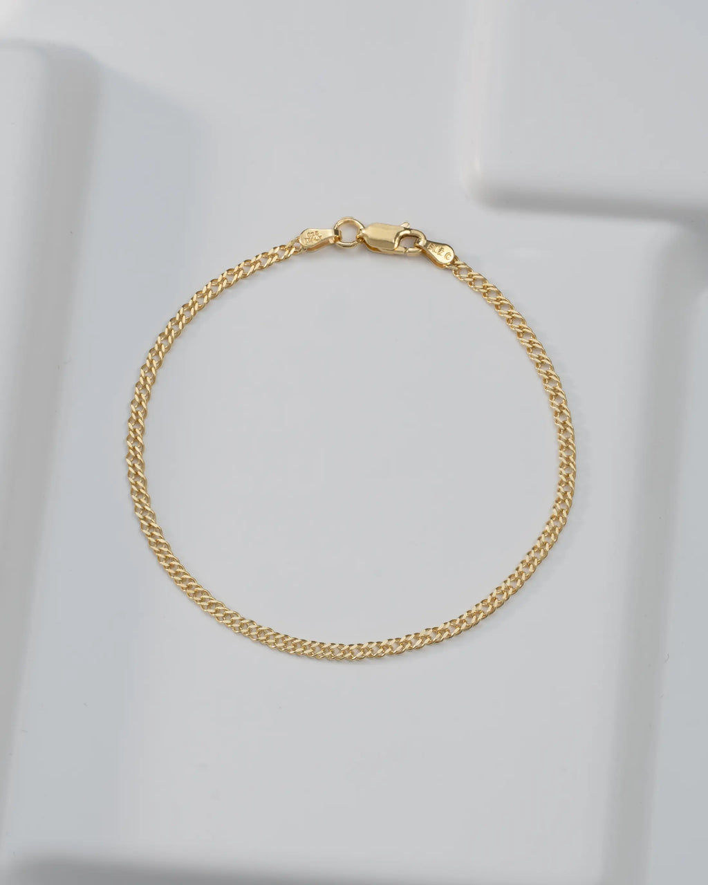 Pulsera En Oro Laminado 18K Cubana Cruzada Para Caballero