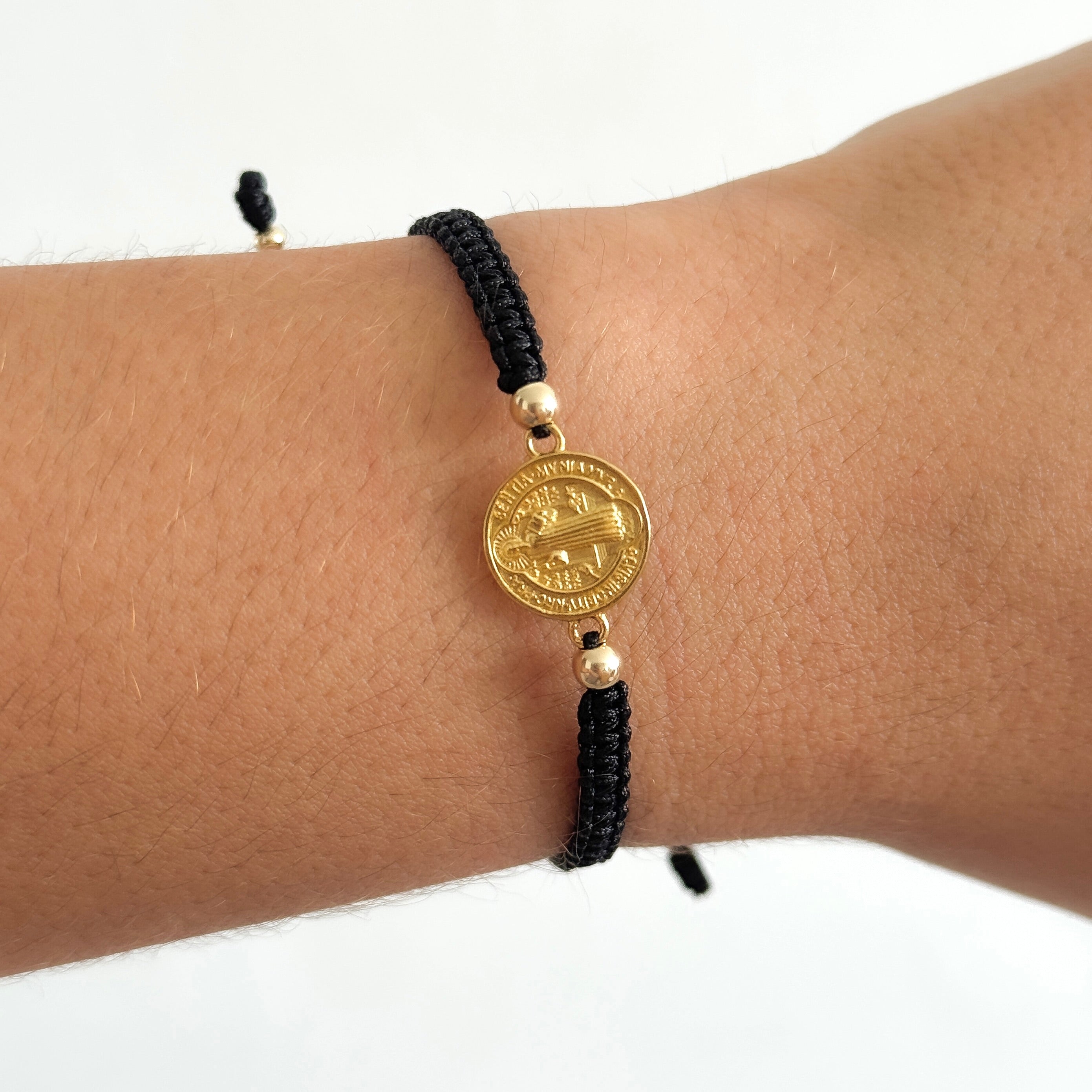 Pulsera artesanal San benito dos