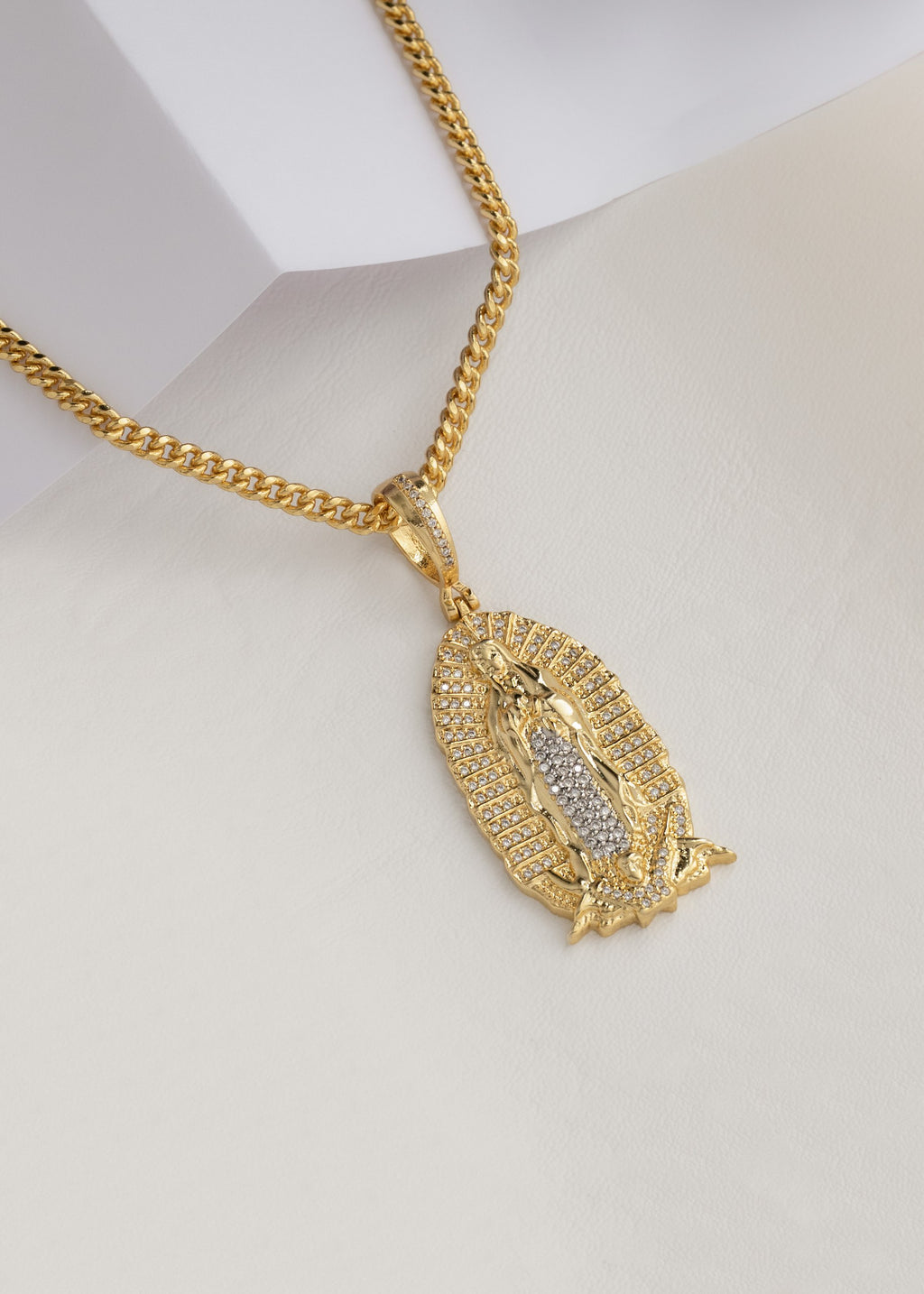 Dije Nuestra Señora de Guadalupe