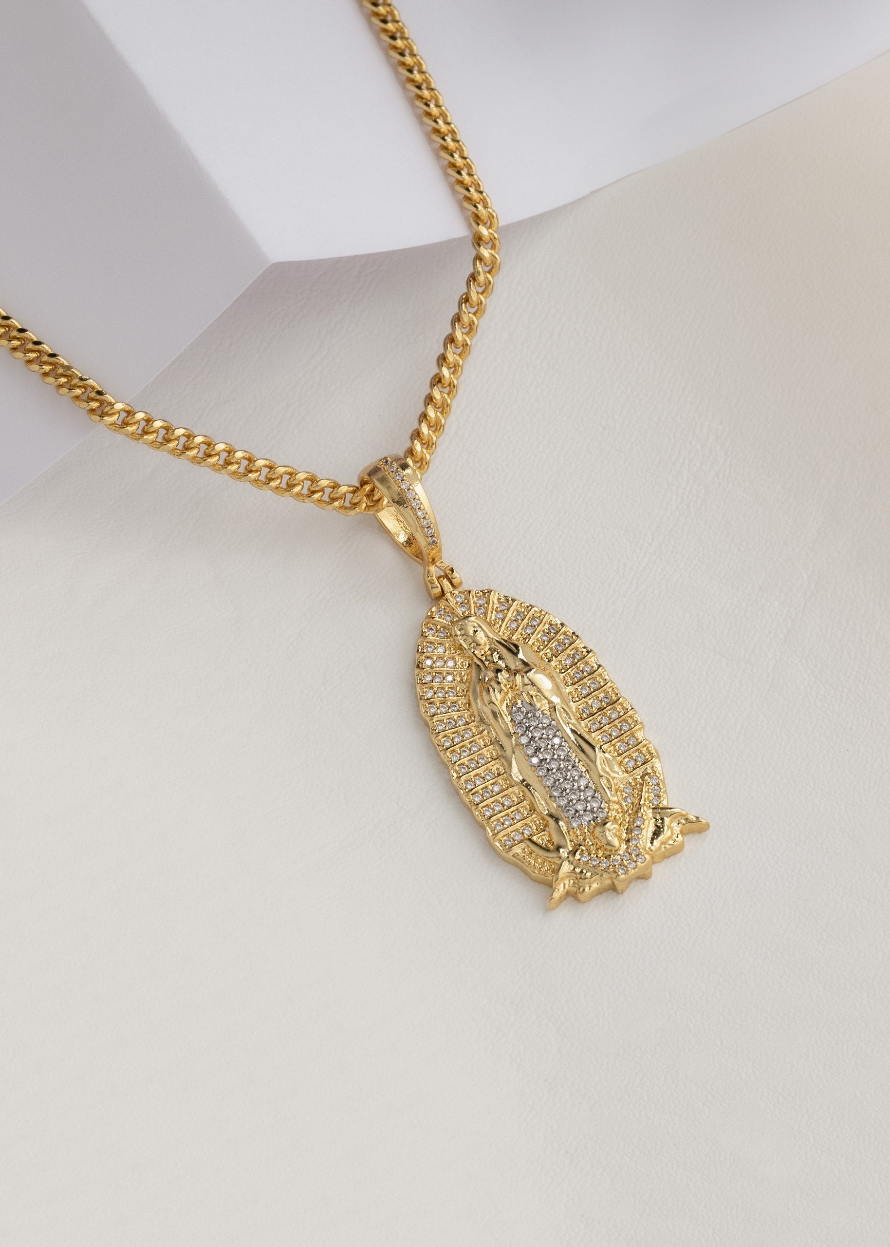 Dije Nuestra Señora de Guadalupe