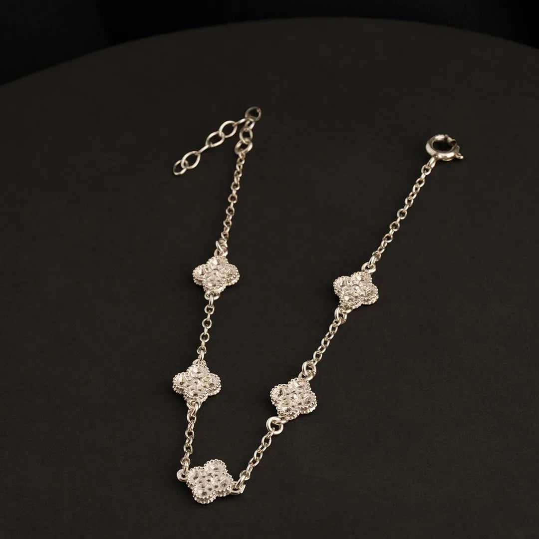 Pulsera plata Clover Royale