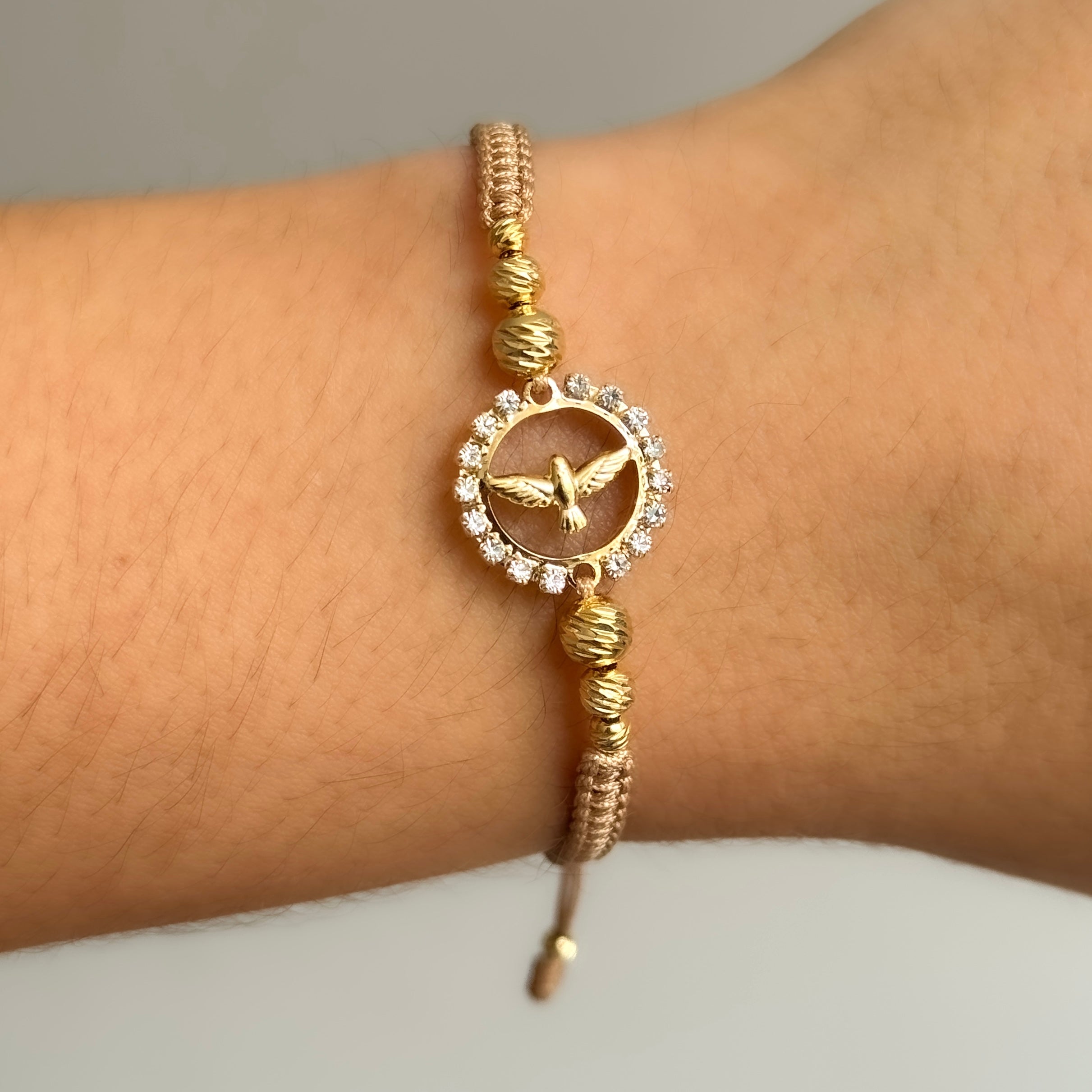 Pulsera artesanal espíritu santo